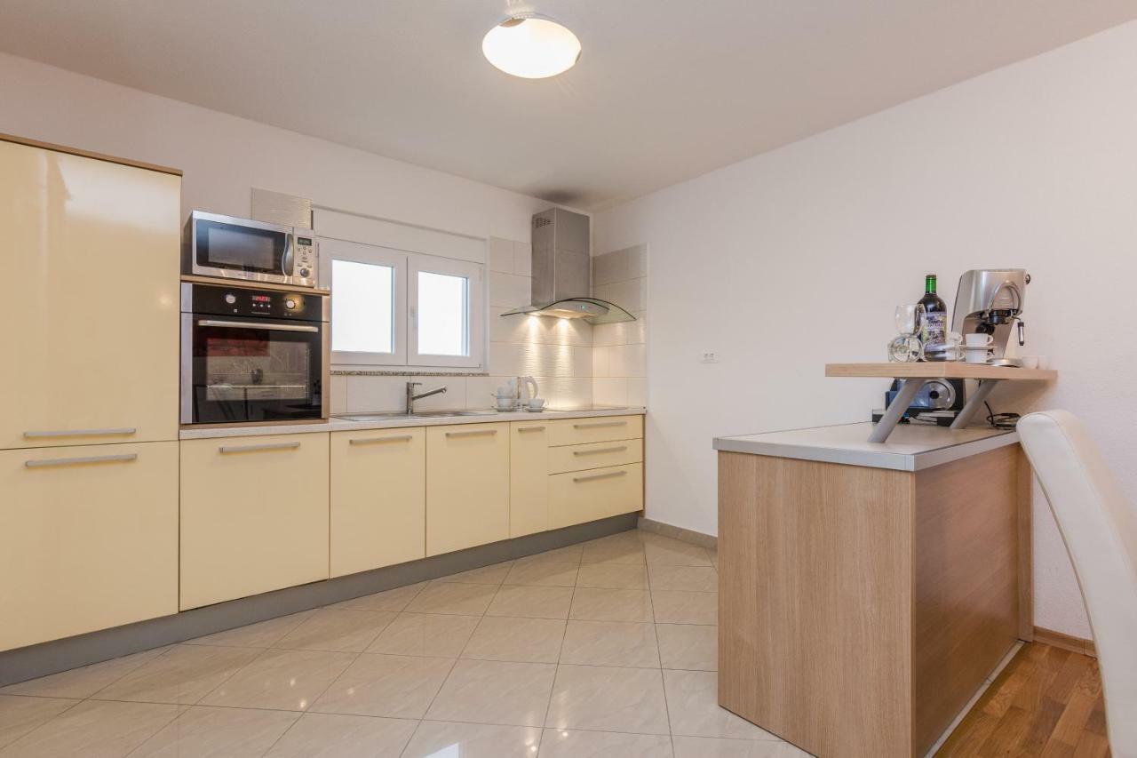 Apartment Natalie Sea View With 3 Bedrooms And Everything Is Air-Conditioned سالي المظهر الخارجي الصورة