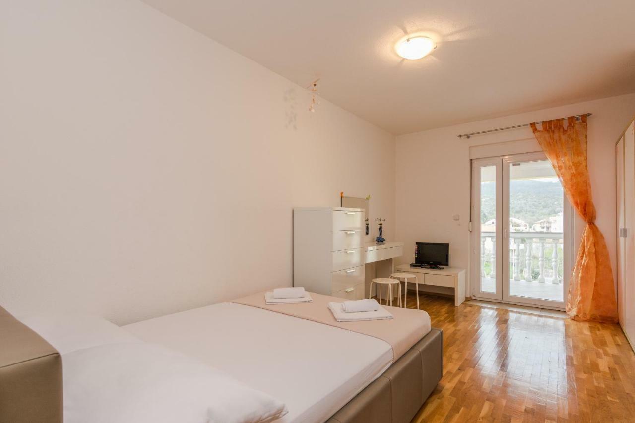 Apartment Natalie Sea View With 3 Bedrooms And Everything Is Air-Conditioned سالي المظهر الخارجي الصورة