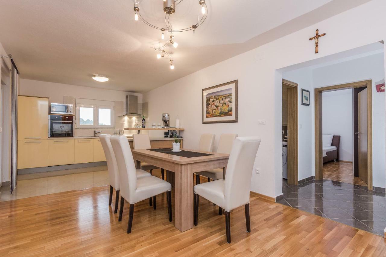 Apartment Natalie Sea View With 3 Bedrooms And Everything Is Air-Conditioned سالي المظهر الخارجي الصورة