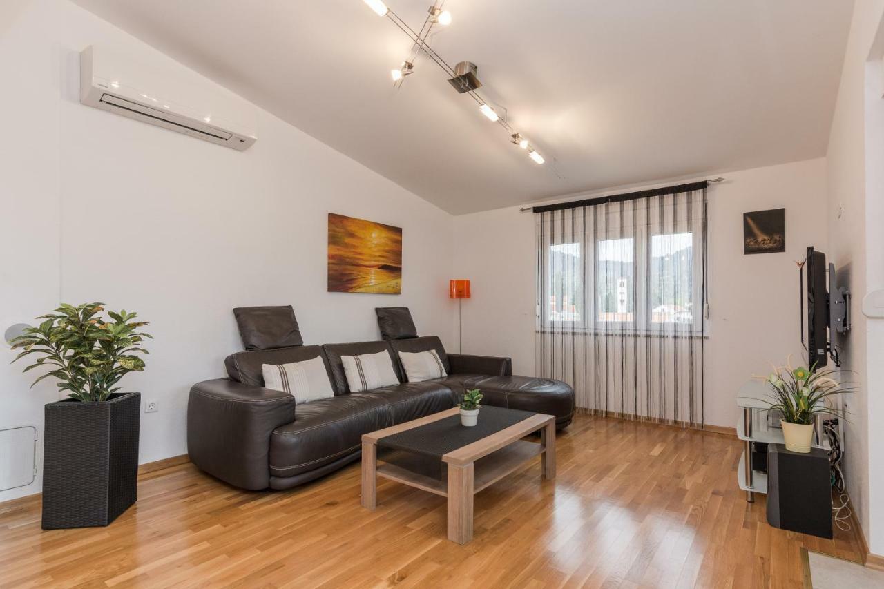 Apartment Natalie Sea View With 3 Bedrooms And Everything Is Air-Conditioned سالي المظهر الخارجي الصورة
